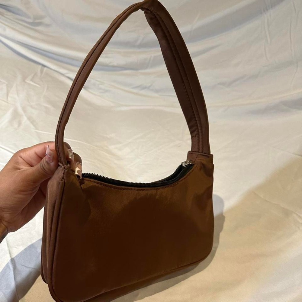 brown handbag